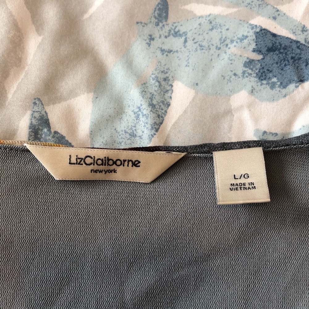 Liz Claiborne Floral Blouse - Picture 4 of 5